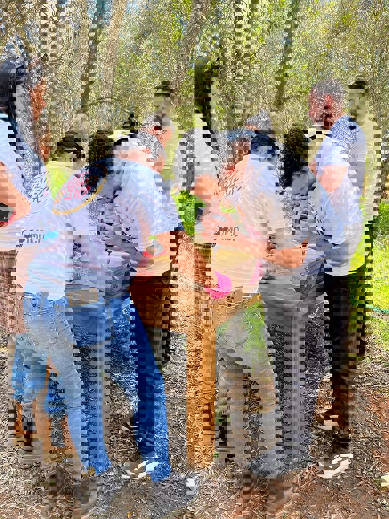 יום המעשים הטובים חזית הבית 15