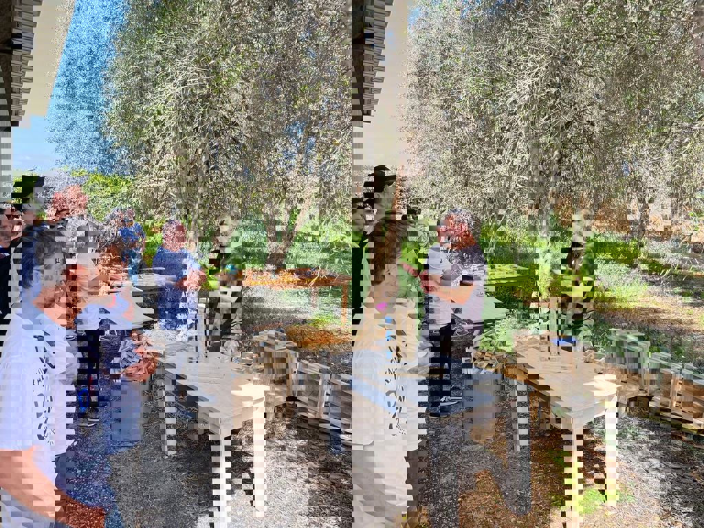 יום המעשים הטובים חזית הבית 2