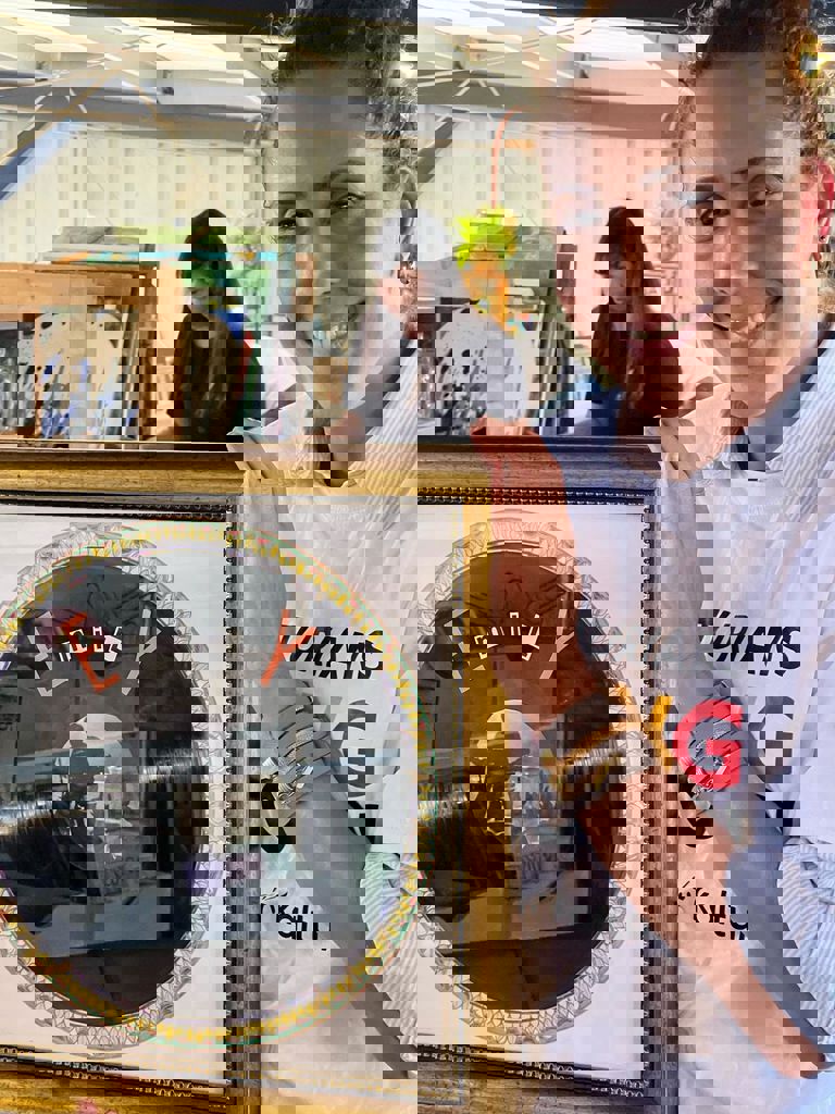 יום המעשים הטובים חזית הבית