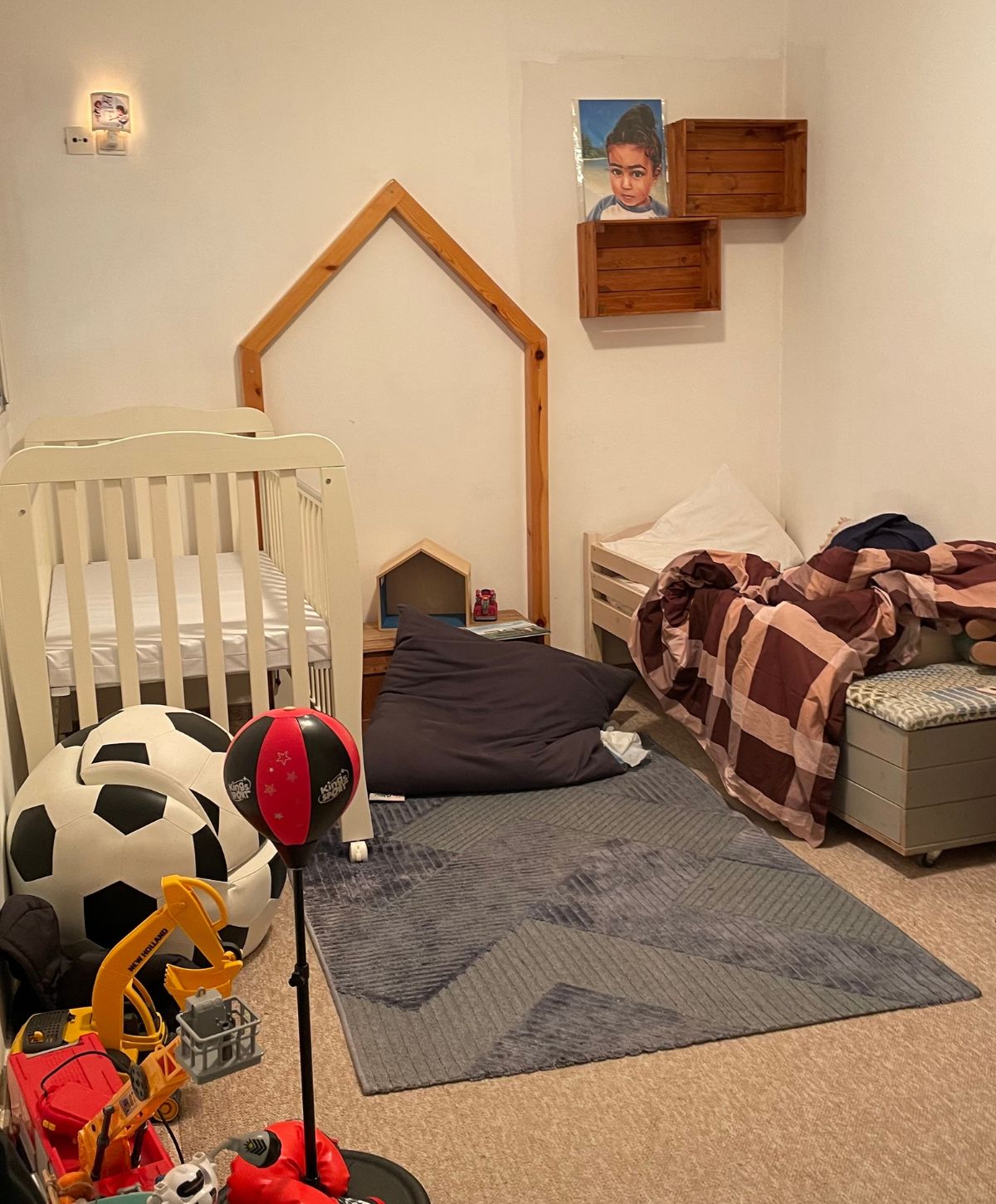 חזית הבית עיצוב חדר ילדים לפני 11