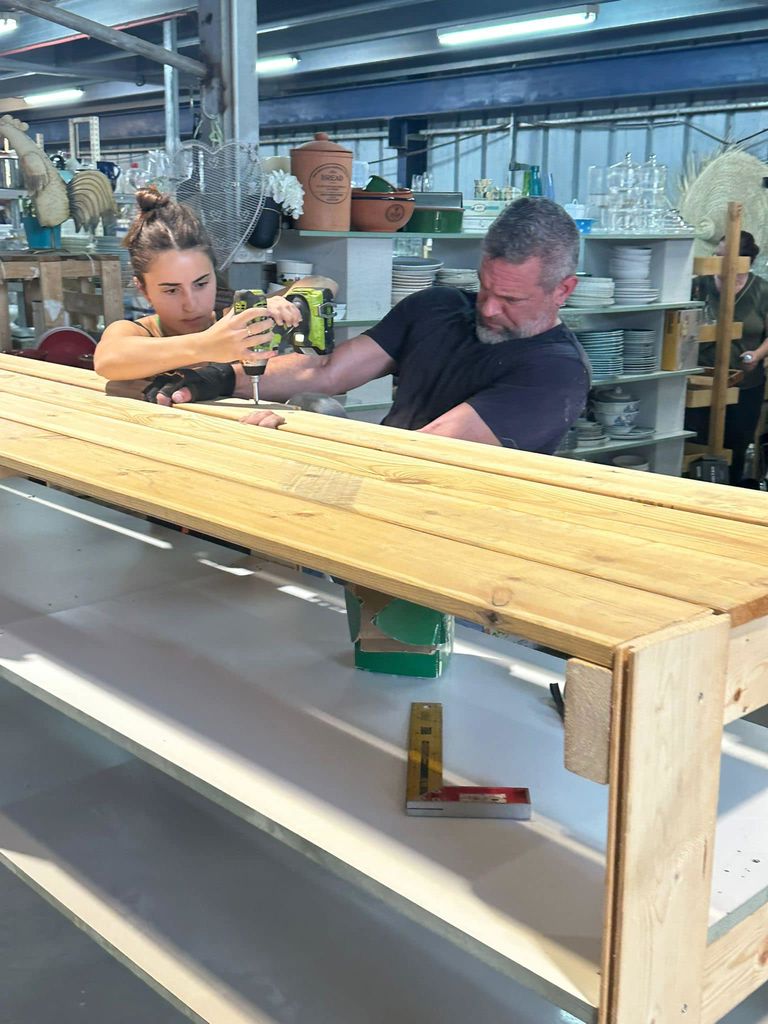 האנגריה של חזית הבית 10