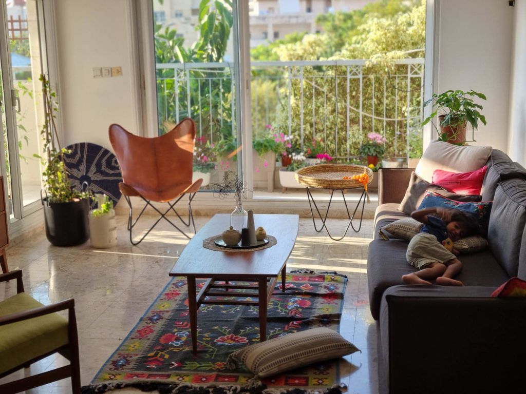 הבתים של חזית הבית 24