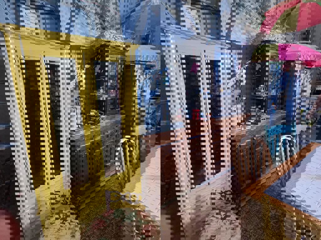 המטבח של חזית הבית 8