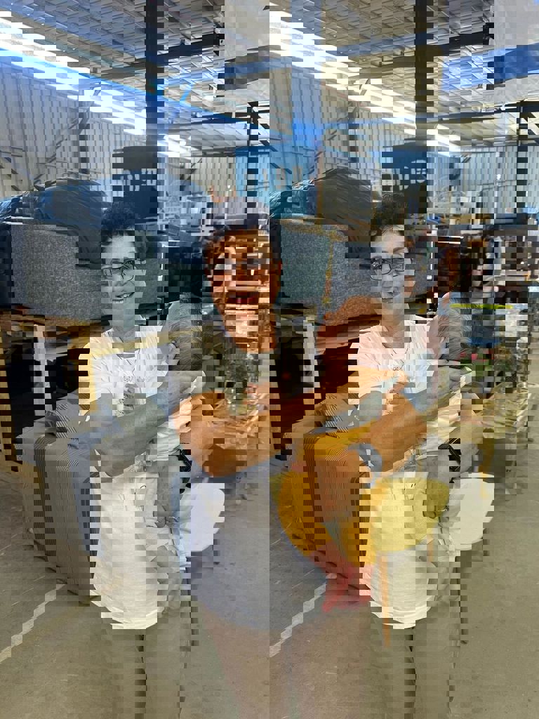 המשפחות של חזית הבית 72