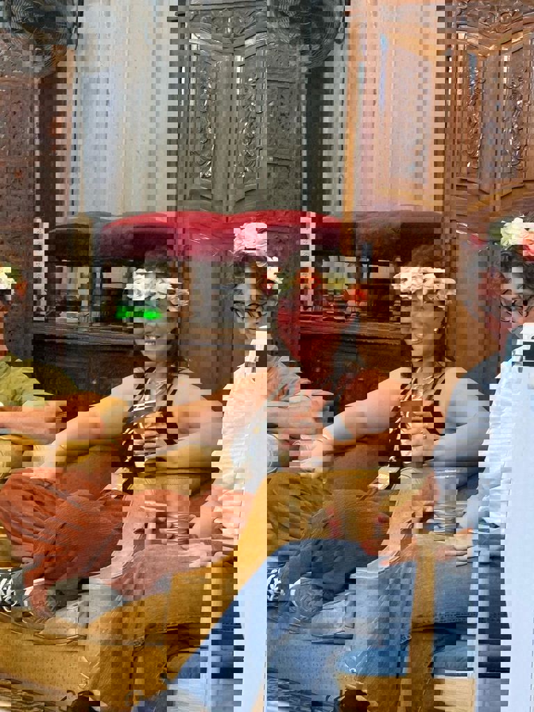 הסלון של חזית הבית 1