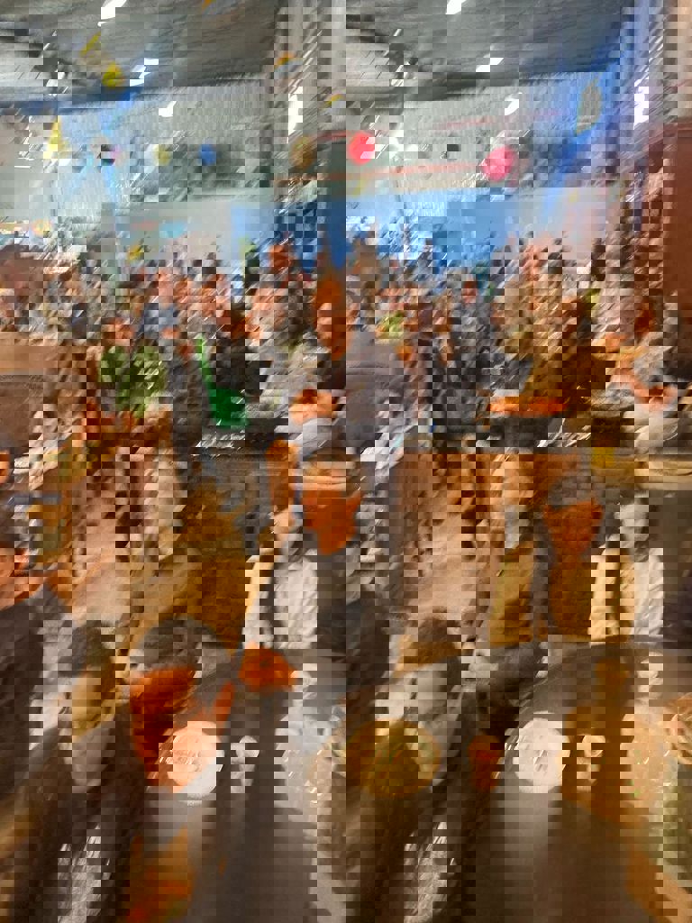 הסלון של חזית הבית 12