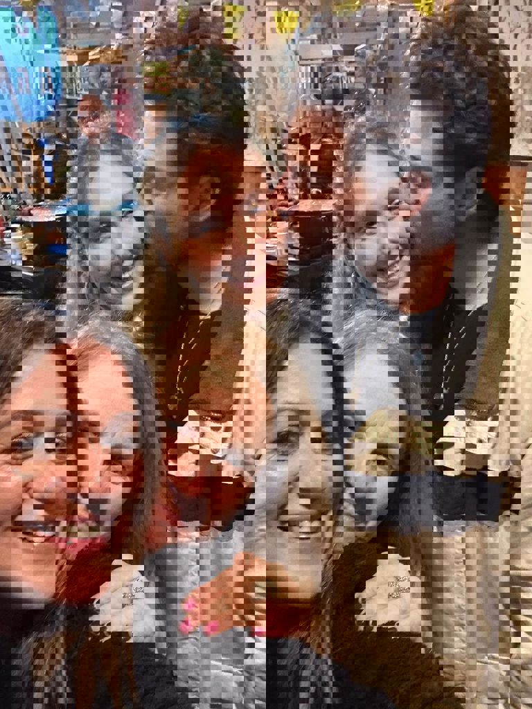 הסלון של חזית הבית 18